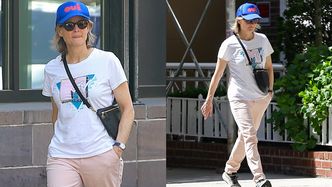61-letnia Jodie Foster spaceruje ulicami Nowego Jorku BEZ MAKIJAŻU (ZDJĘCIA)