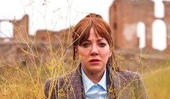 „Świat oczami Cunk”, czyli przewrotna lekcja na temat historii cywilizacji. Recenzja nowego mockumentu Netfliksa