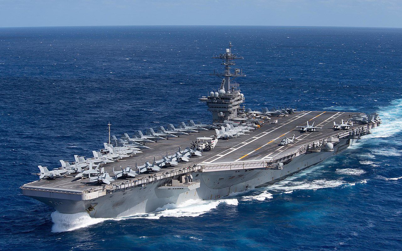 USS Theodore Roosevelt. Koronawirus utrudnił działania lotniskowca