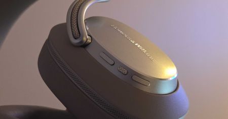 Bowers & Wilkins Px8 S2: masz duże wymagania? To słuchawki dla ciebie