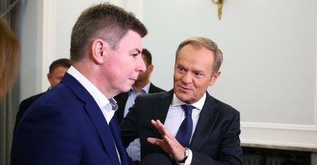 "Ktoś z rynku" ministrem finansów? Jasna deklaracja rzecznika PO
