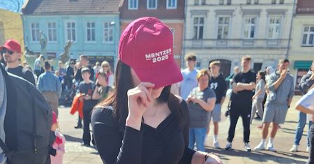 Byłam na wiecu Sławomira Mentzena. Zapytałam Polki, dlaczego na niego głosują