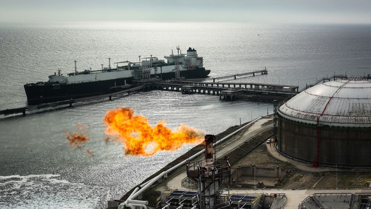 ISTANBUL, TURKIYE - OCTOBER 25: A view of Marmara Ereglisi Liquefied Natural Gas Terminal (LNG) in the open sea of Istanbul, Turkiye on October 25, 2023. Marmara Ereglisi LNG Terminal has been carrying out storage and gasification of LNG for the last 30 years, and exporting gas to the Balkans through land since 2019. (Photo by Muhammed Enes Yildirim/Anadolu via Getty Images)