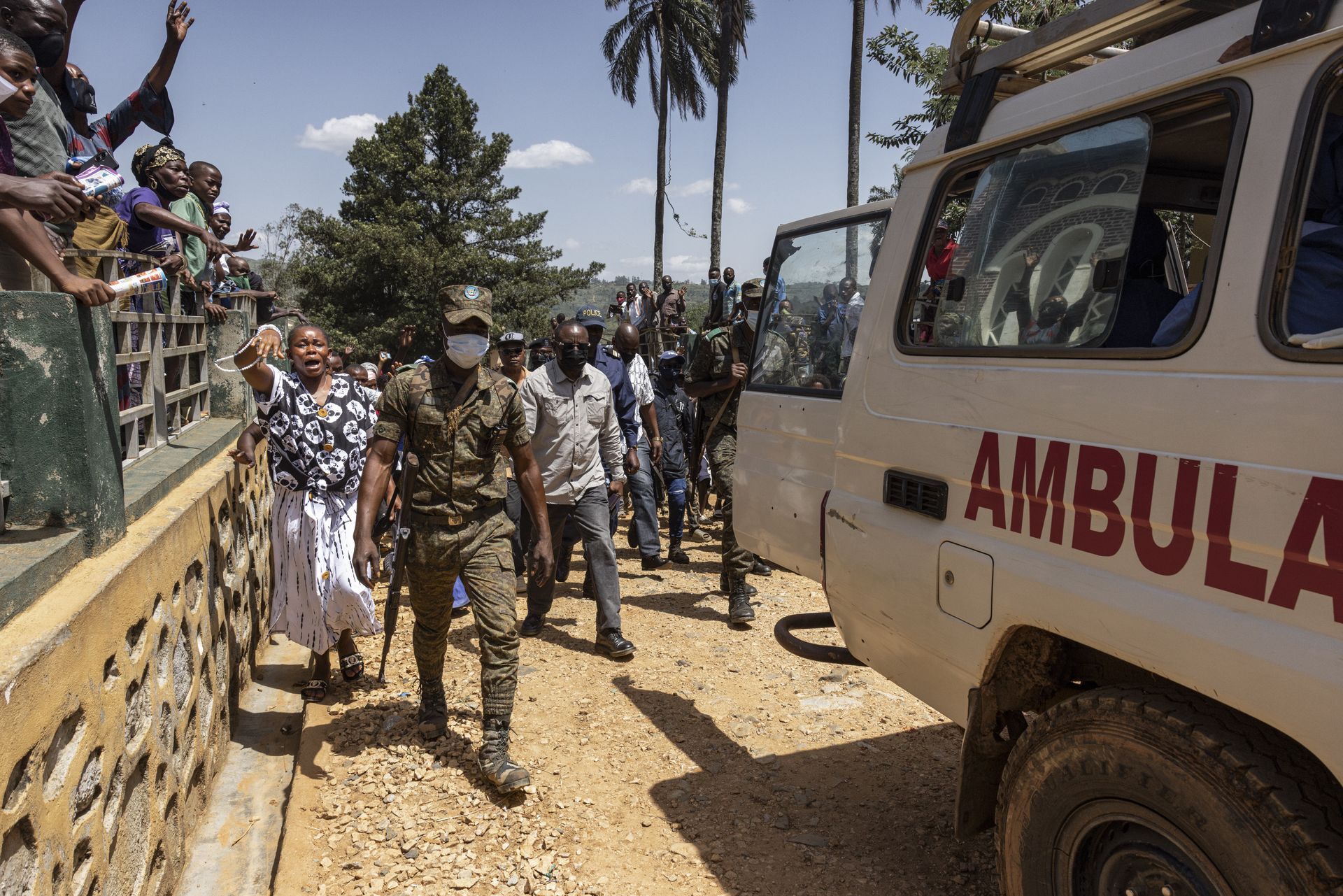 Ebola we Francji. Zakażenie u lekarza, który wrócił z DRK