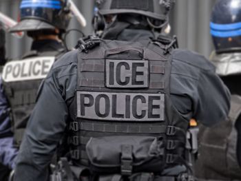 USA wydaliły brazylijskiego policjanta. Wcześniej pomagał ICE