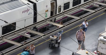 Połączenia kolejowe w stolicy Hiszpanii zawieszone. Powód? Kradzież kabli
