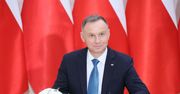 1000 zł dodatku do pensji. Andrzej Duda podpisał ustawę