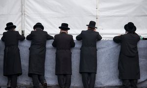 Tysiące chasydów zjeżdżają do Polski. Ich celem jest jedno miasto