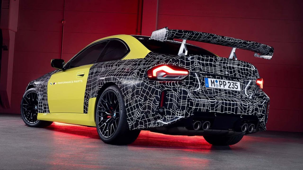 BMW M2 dostanie torowy pakiet aerodynamiczny. Znamy datę premiery