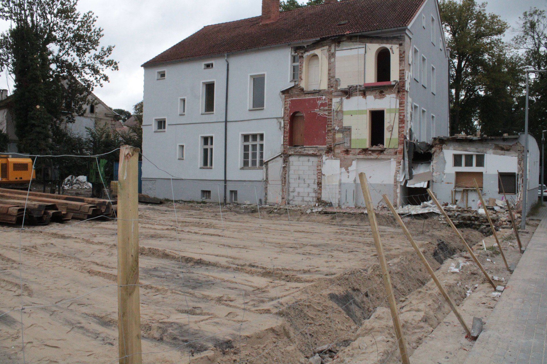 Hotel Oskar w trakcie przebudowy