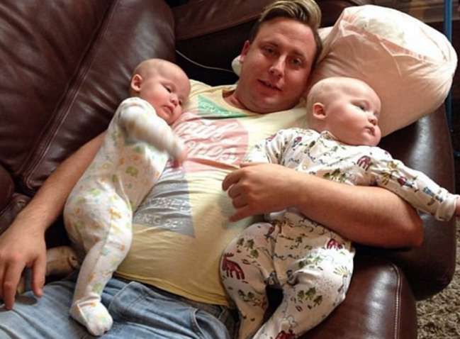 Mikey Murray z dziećmi