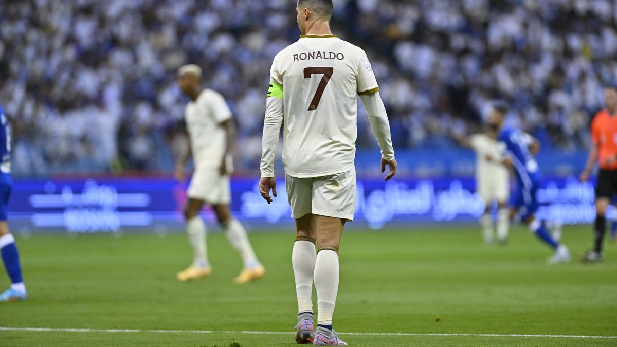 RIYADH, SAUDI ARABIA - APRIL 18: Cristiano Ronaldo of Al Nassr in action during the Saudi Pro League week 25 soccer match between Al Nassr and Al Hilal at King Fahd International Stadium in Riyadh, Saudi Arabia on April 18, 2023. (Photo by Mohammed Said/Anadolu Agency via Getty Images)