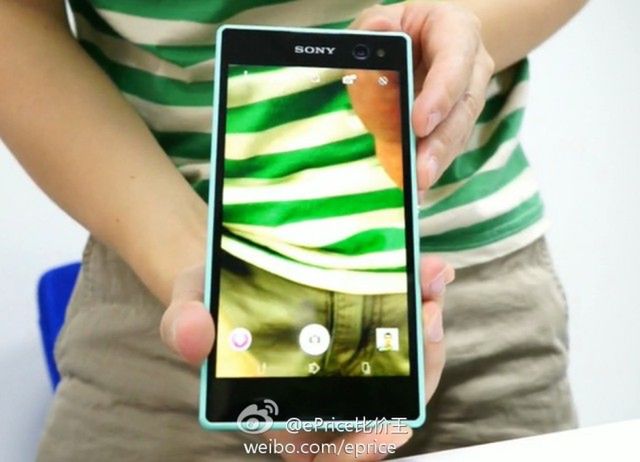 Smartfon Sony dla fanów selfie na zdjęciach. Premiera już jutro 3