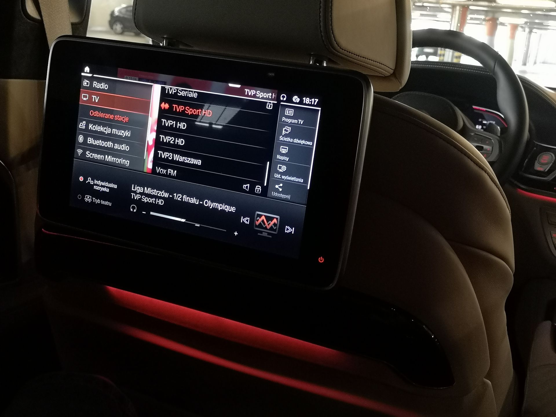 BMW 750i xDrive: Systemy wsparcia kierowcy, Night Vision, zdalne sterowanie i audio Bowers & Wilkins 44