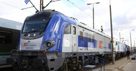 Ewakuacja pociągu Warszawa-Berlin. Znaleziono podejrzany bagaż