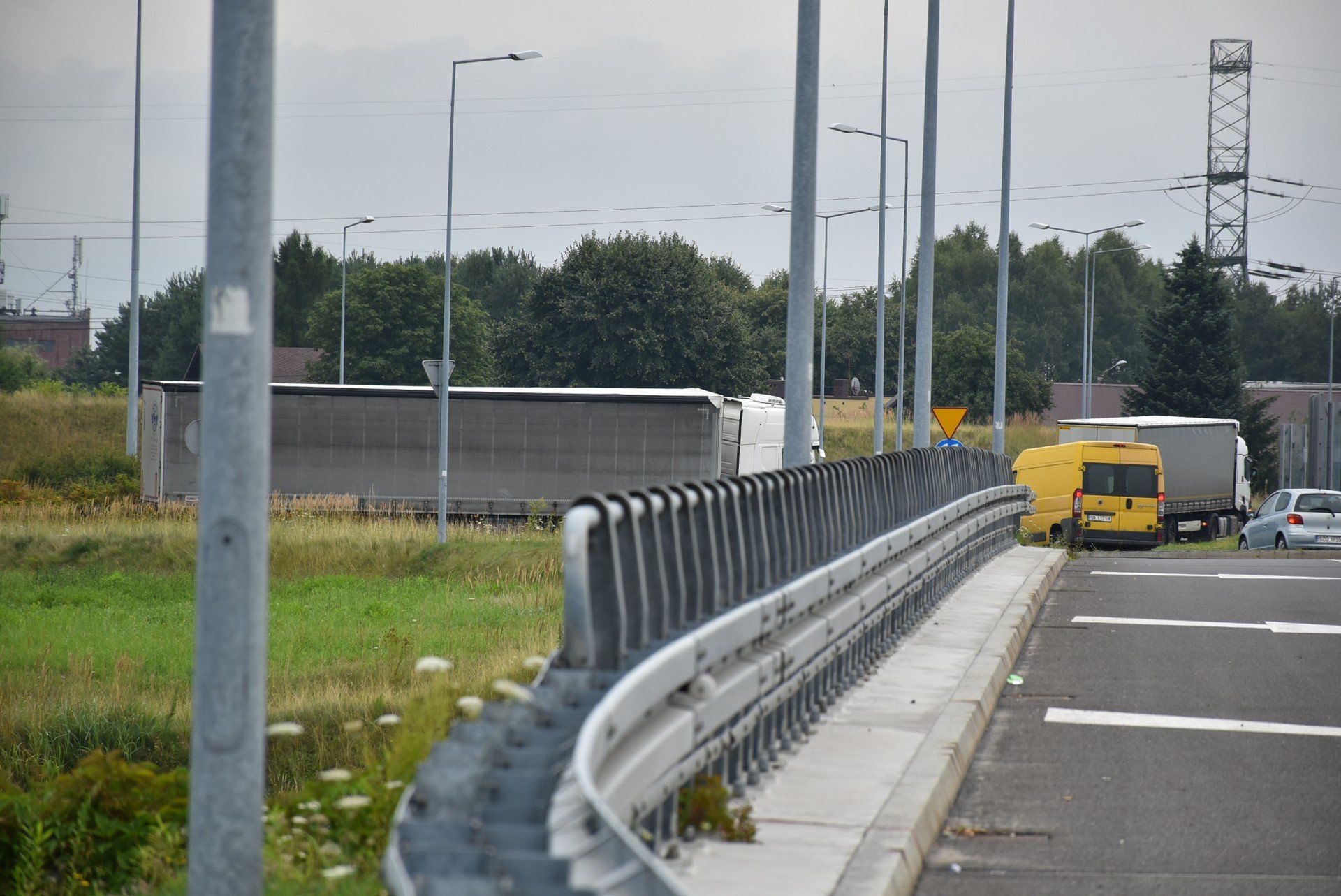 Przez trzy dni w wybranych godzinach związkowcy PKP Cargo będą blokowali zjazd z autostrady A1 w Żorach-Rowniu