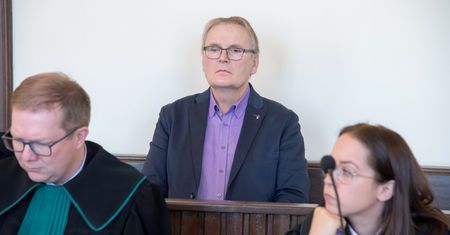 Wraca sprawa byłego senatora PiS. Był skazany za znęcanie się nad psem
