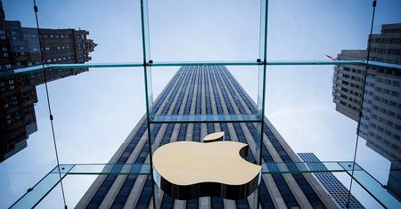 Historyczna sesja giełdowa Apple. Kapitalizacja rynkowa przekroczyła 3 biliony dolarów