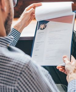 Coraz trudniej o pracę. Wysłał 50 CV, miał jedną rozmowę