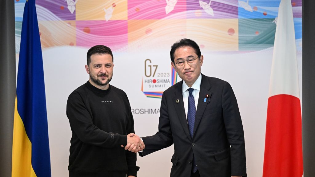 Wołodymyr Zełenski podczas szczytu G7 w Hiroszimie (maj 2023 r.) rozmawiał z premierem Japonii Fumio Kishidą 