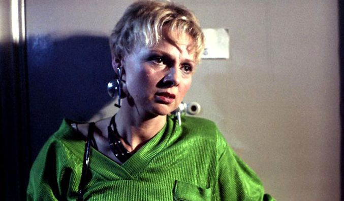 Niewygodna przeszłość Ewy Wencel. Małżeństwo ze zdradami w tle