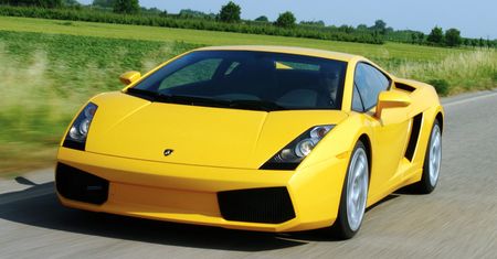 Za ile kupisz lamborghini w Polsce? Sprawdzamy, czy trzeba wydać milion
