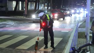 Bydgoszcz: Potrącił na przejściu dla pieszych kobietę. Była nietrzeźwa