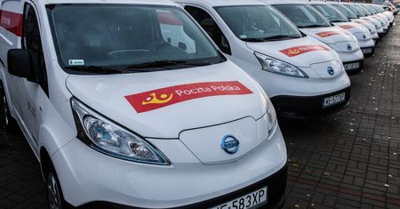 20 elektrycznych nissanów e-NV200 zasili flotę Poczty Polskiej