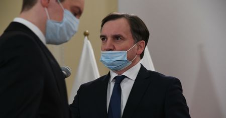 KO pisze do premiera: "Wyłączyć prokuratorów ze szczepienia w grupie pierwszej!"