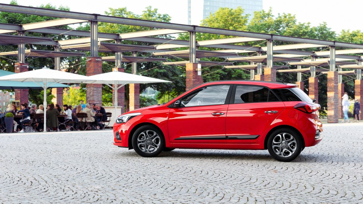 Wynajem to dobra opcja nie tylko dla przedsiębiorców, ale także osób prywatnych, które chciałyby posiadać nowe auto.