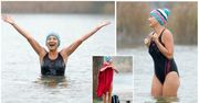 Moro w lodowatej wodzie w samym kostiumie kąpielowym. Mamy zdjęcia