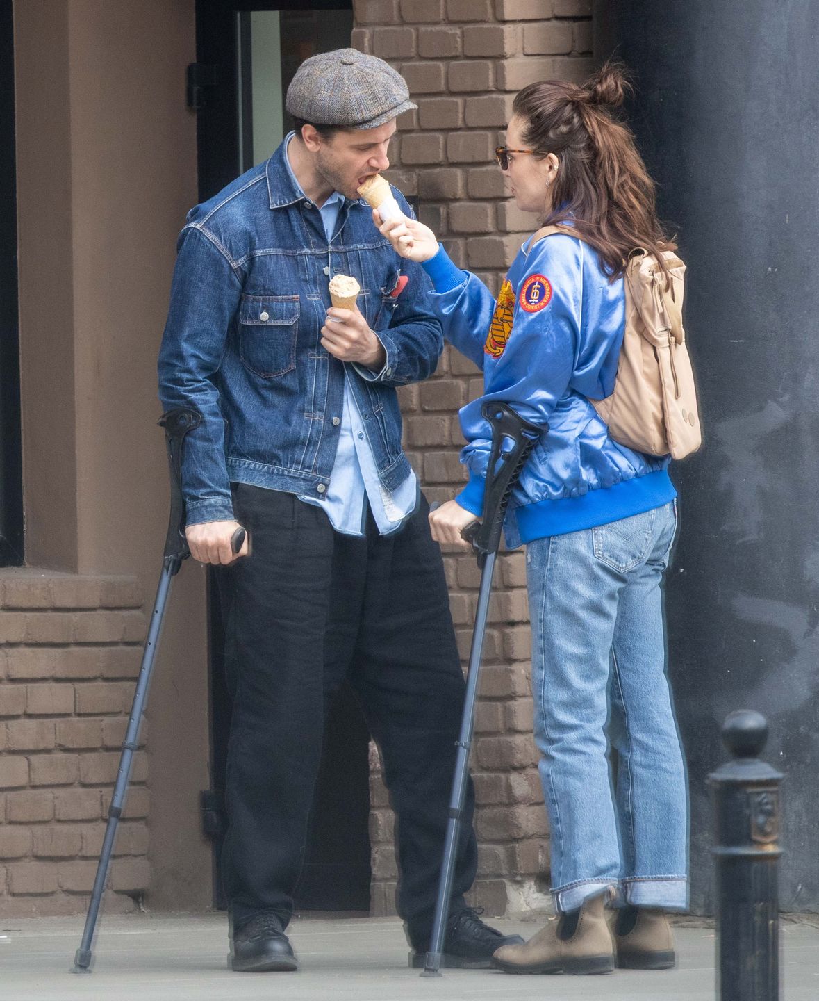 Katarzyna Wajda i Bartłomiej Kotschedoff na lodach