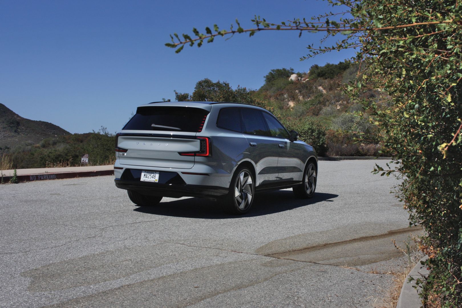 Volvo EX90