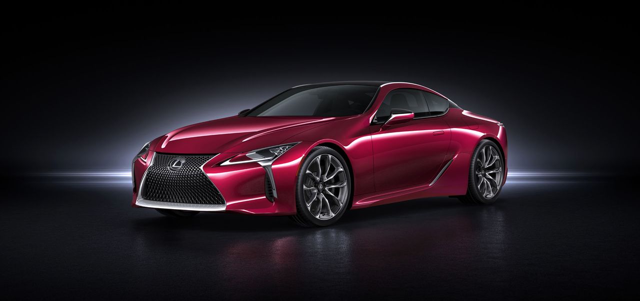 Lexus LC 500 (2016) nie jest konceptem i ma wolnossące V8