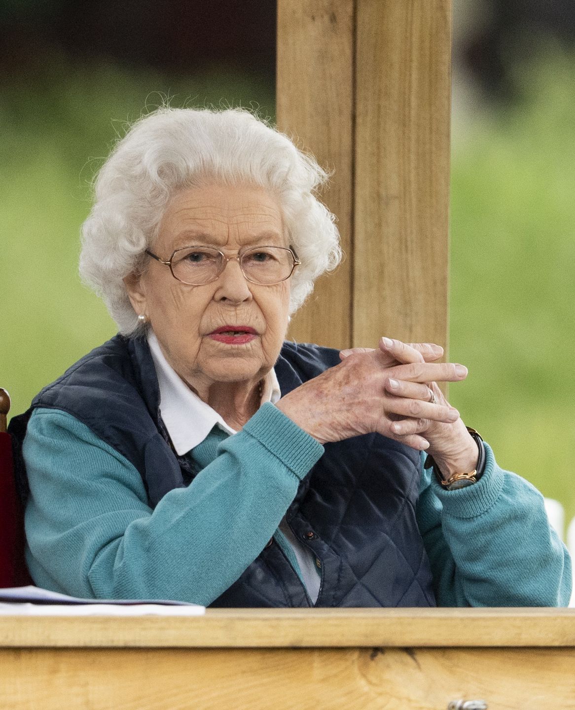 "The Crown" vs. rzeczywistość. Tabloid analizuje szóśty sezon serialu