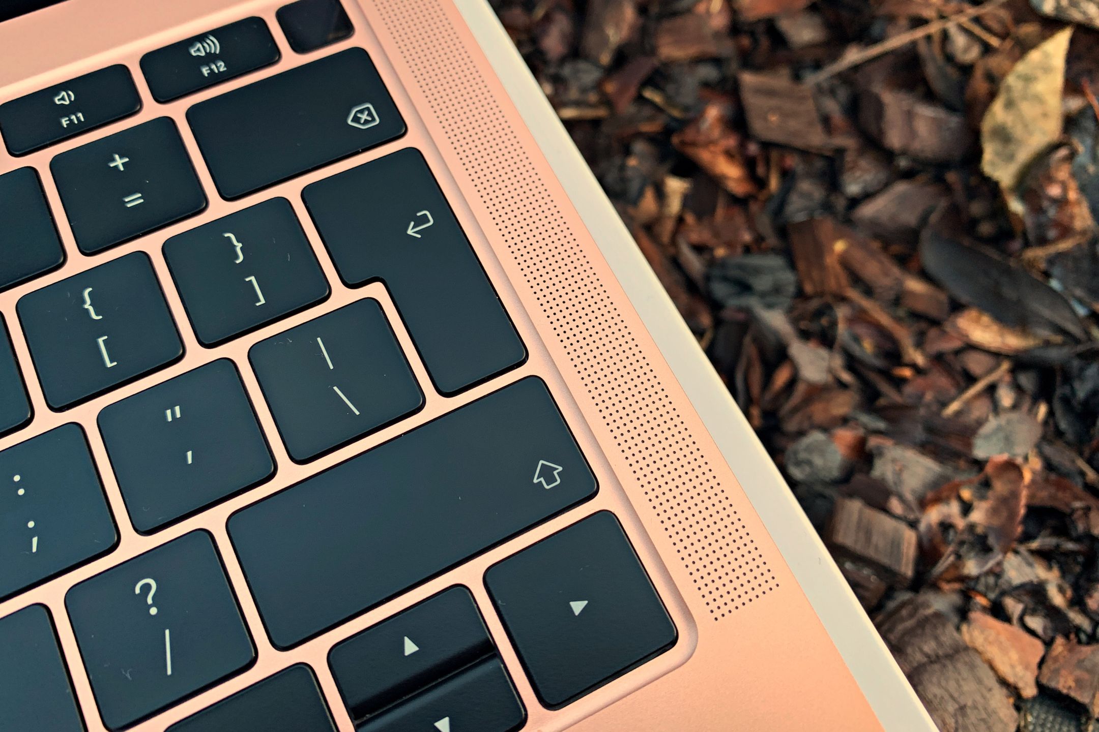 Test MacBooka Air 2018 – sprawdziliśmy, czy warto kupić laptopa za prawie 6000 zł 18
