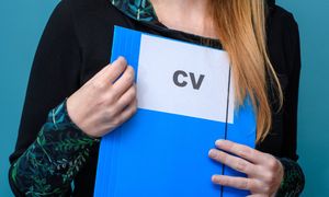 Podnieśli płace o 25 proc. Polacy ruszyli do służby. 900 nowych etatów