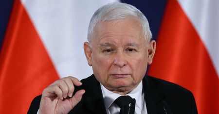 Jak Kaczyński sprzedał cud o Obajtku, czyli bajki w amerykańskim stylu