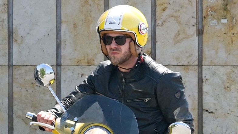 Antek Królikowski wychodzi ze szpitala