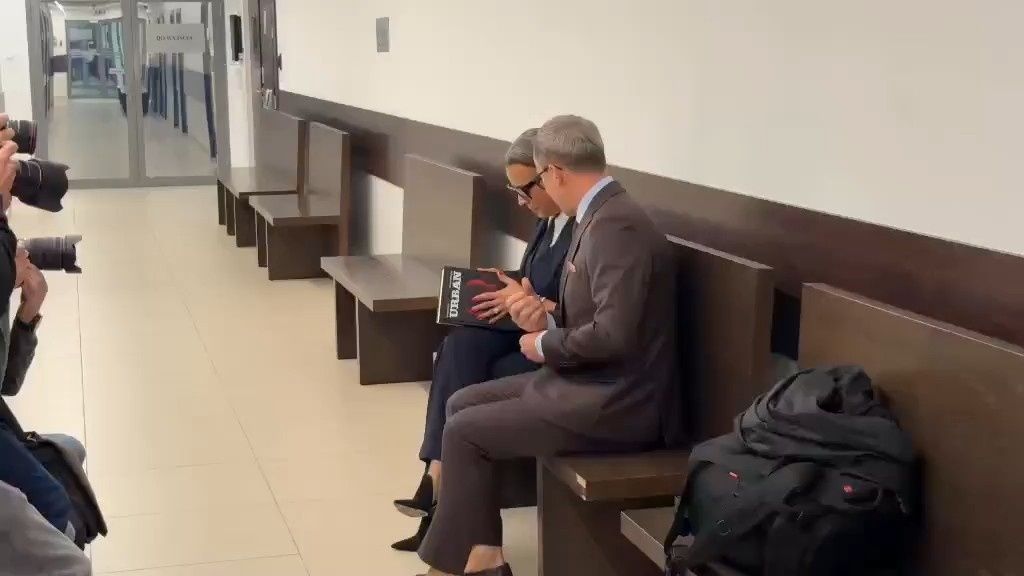 Anna Mucha i Maciej Kurzajewski w sądzie