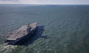 USA szykują drugi lotniskowiec. "Może ruszyć za dwa tygodnie"