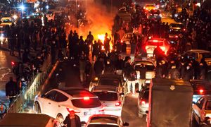 Iran ostrzega. Każdy atak będzie oznaczać "wojnę totalną”