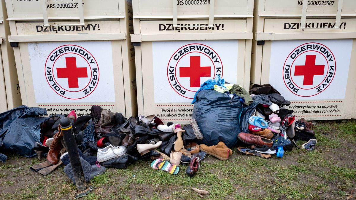 Miasta przygotowują się do zbiórki zużytych tekstyliów od stycznia