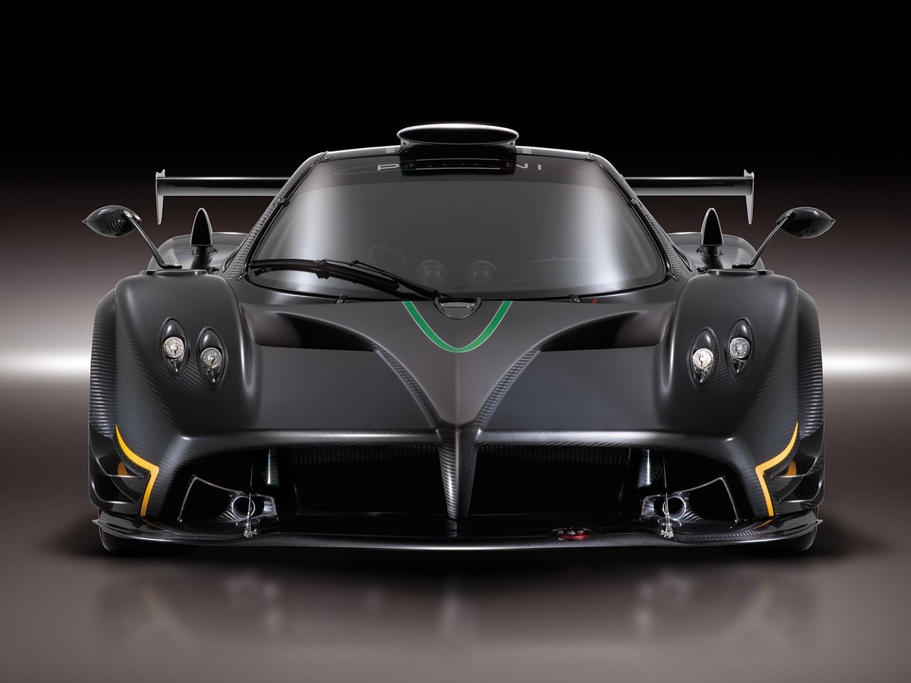 [h2]Pagani Zonda R / R Evolucion[/h2]