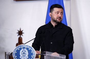 Pieniądze dla Ukrainy. Pierwsza wypłata coraz bliżej