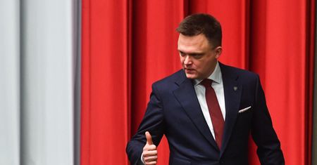 Co z krzyżem w Sejmie? Hołownia: "Mówię otwarcie"