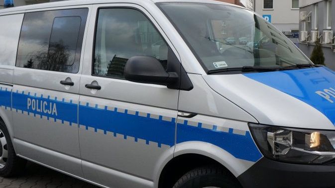 Policyjny radiowóz (zdjęcie ilustracyjne)