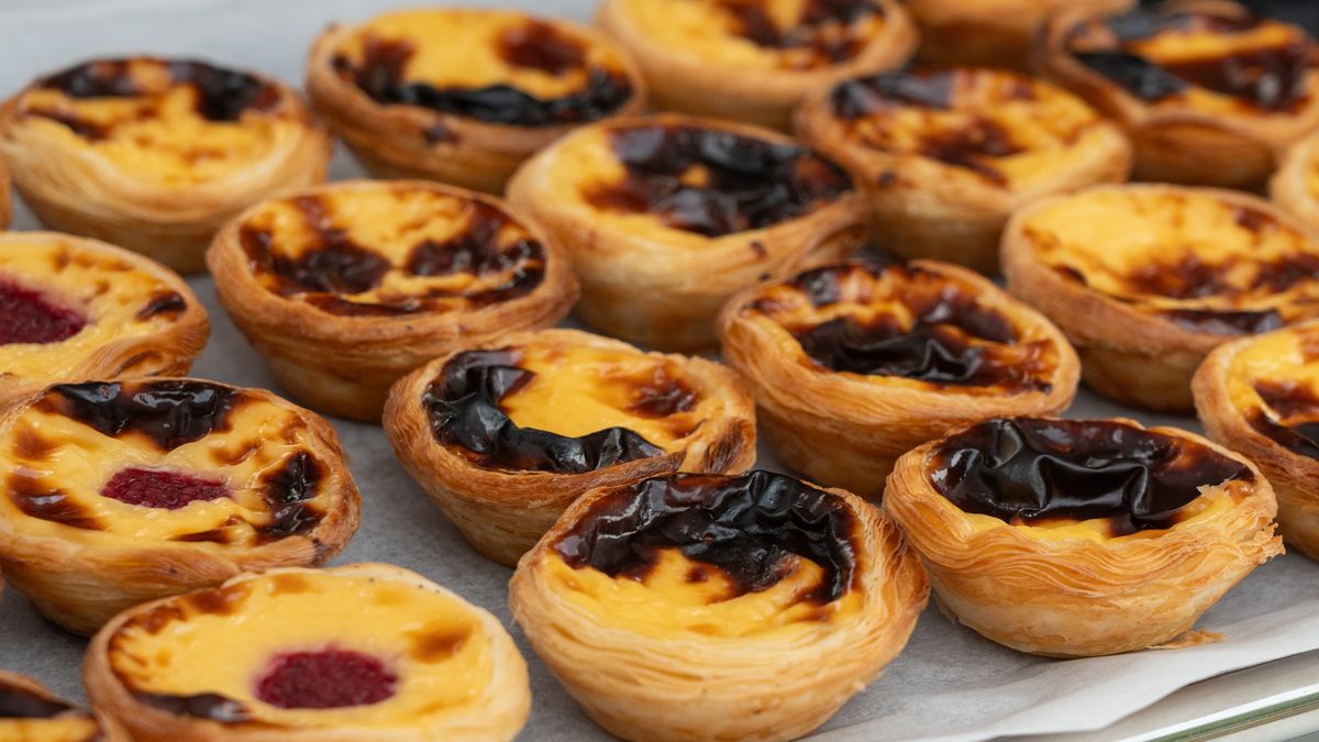 Pastéis de nata to klasyczny portugalski przysmak