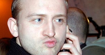 Szyc zamieszkał z kochanką!