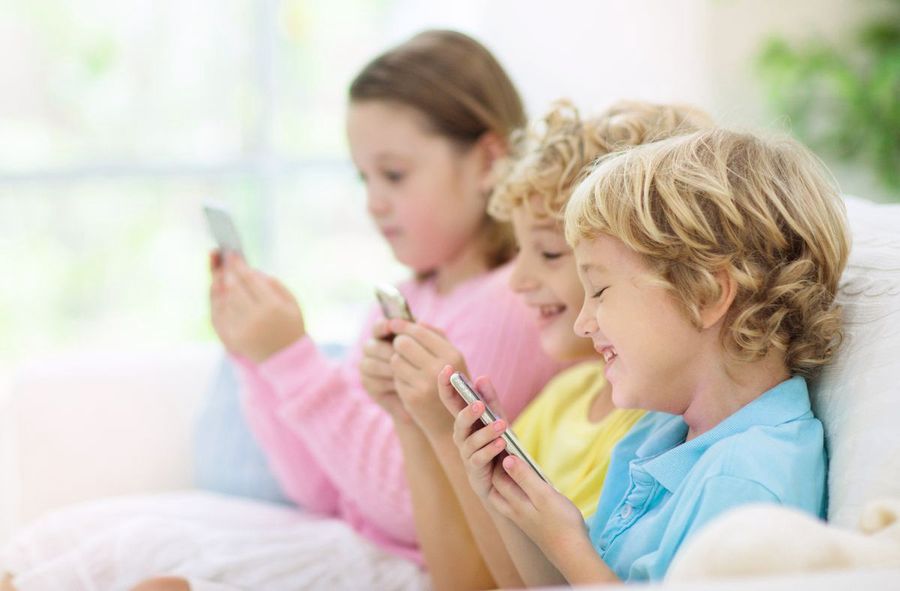 New law in Florida bans social media for children